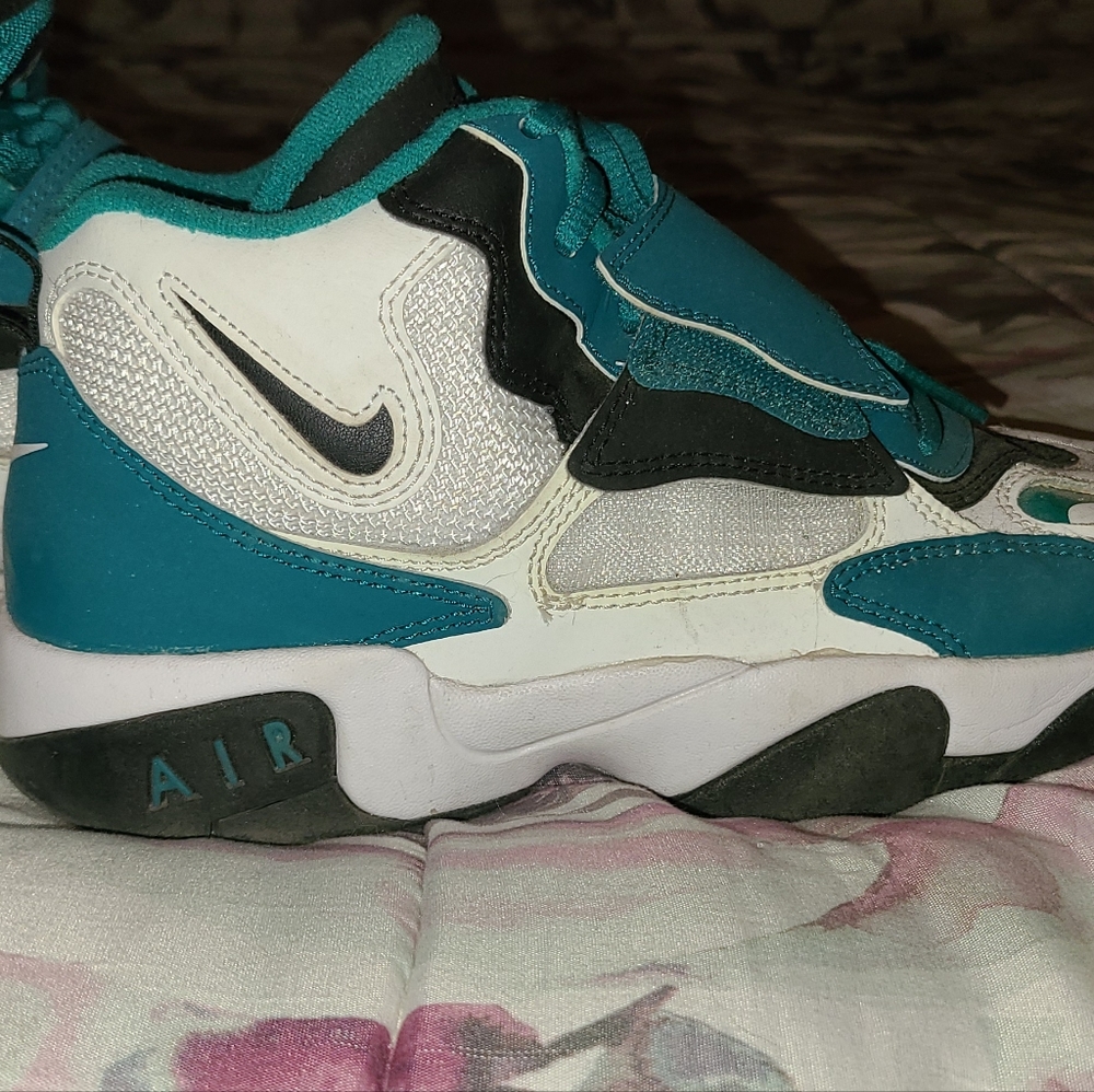 Nike shoes